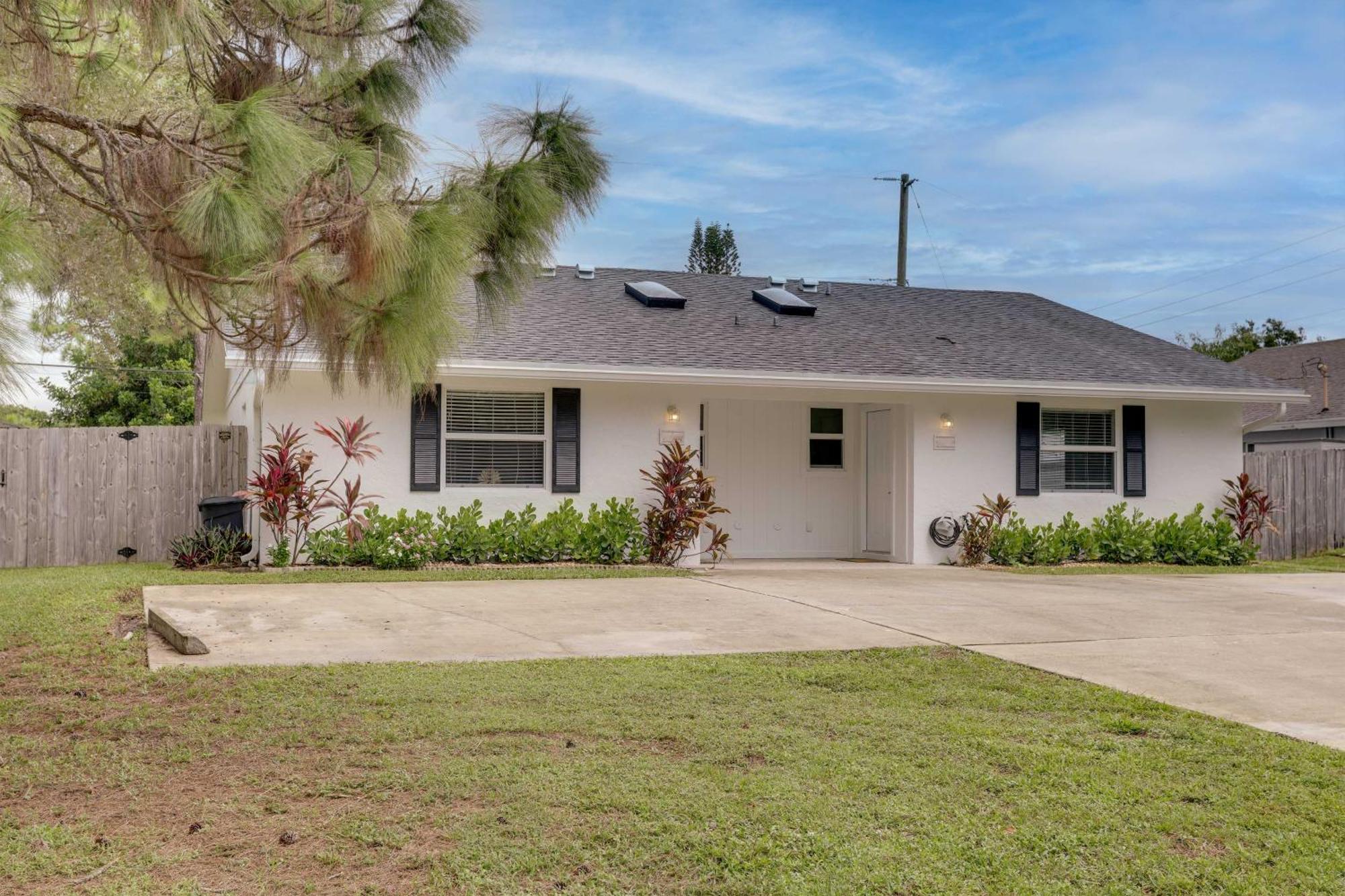 Jupiter Townhome With Patio And Yard About 6 Mi To Beach! Екстер'єр фото